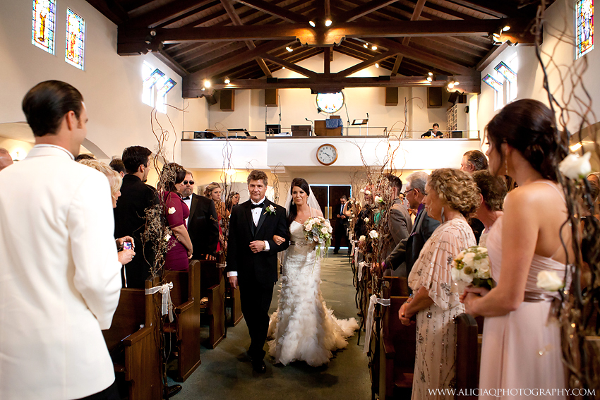 San-Diego-Catholic-Wedding-Saint-Agnes-Sheraton (12)