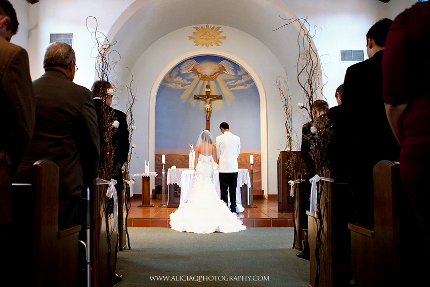 San-Diego-Catholic-Wedding-Saint-Agnes-Sheraton (13)