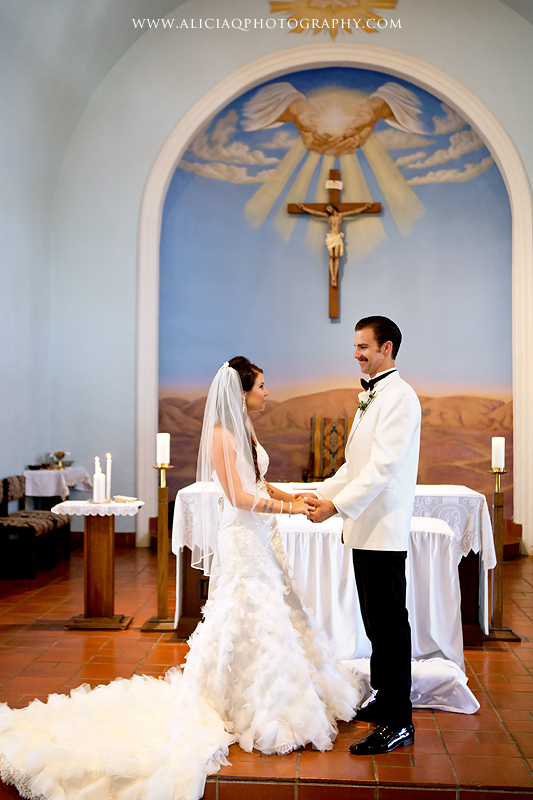 San-Diego-Catholic-Wedding-Saint-Agnes-Sheraton (22)